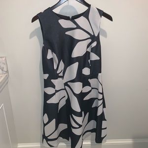 Ellen Tracy Women’s Dress with Flowers